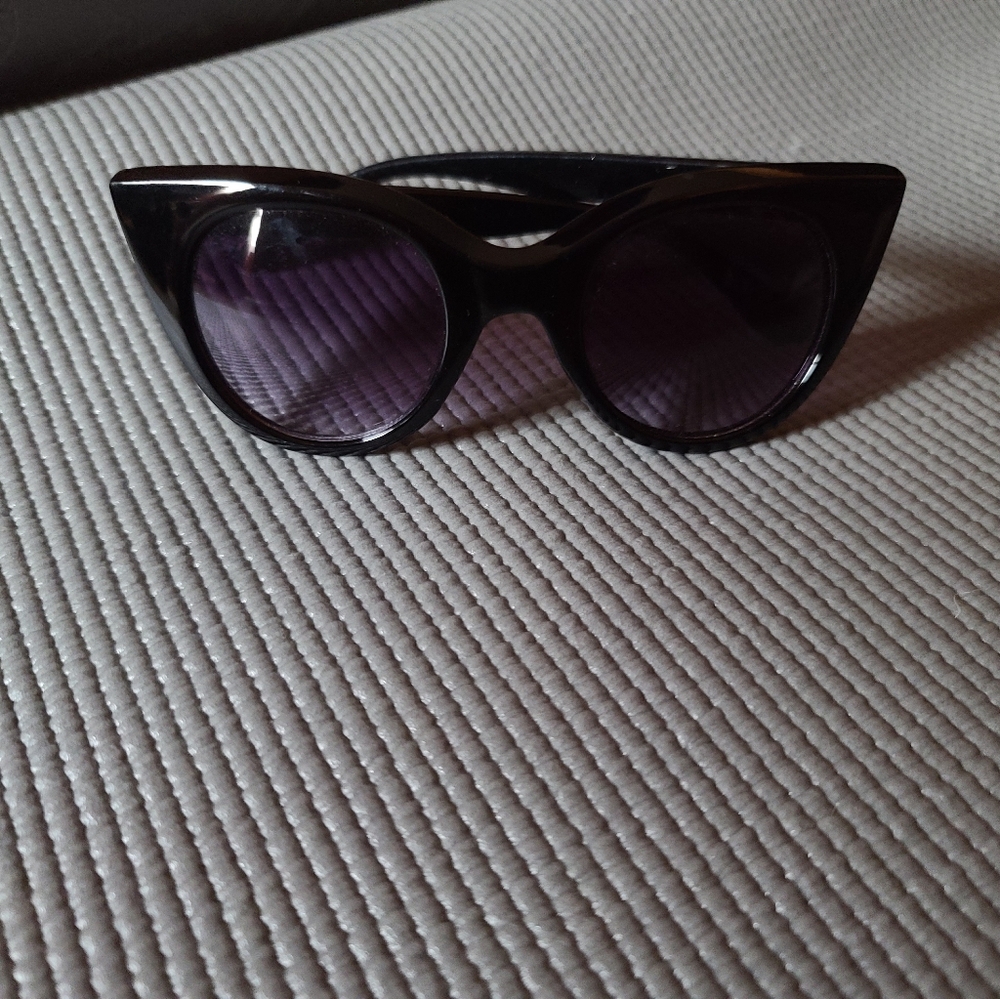 Women's sunglasses